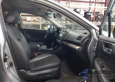 2015 Subaru Outback 3.6R Limited из США, поврежденный, VIN 4S4BSENC8F3271927